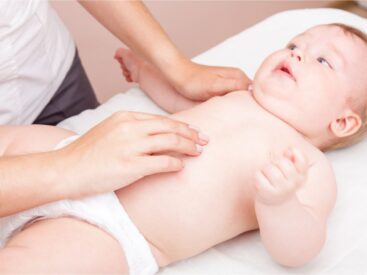 Jak wygląda kolka niemowlęca i kiedy mija?