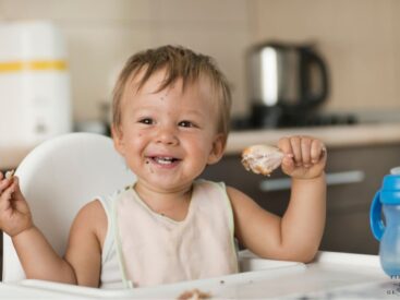 Jak dobrać krzesełko do karmienia okiem fizjoterapeuty. Krzesełko do rozszerzania diety okiem fizjoterapeuty, Fizjo z Głową